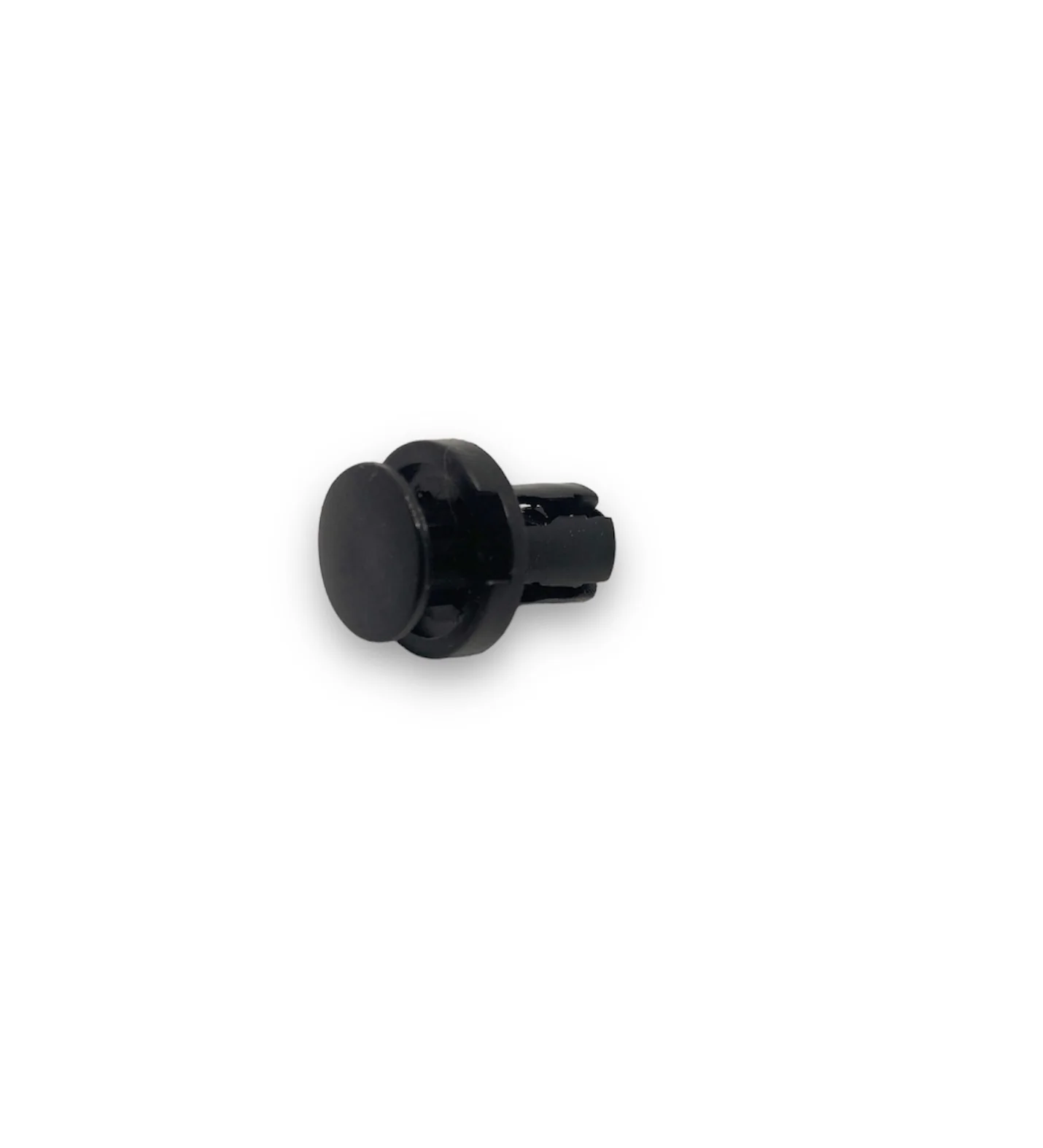18 x 15mm Nissan Push Type Retainer Black